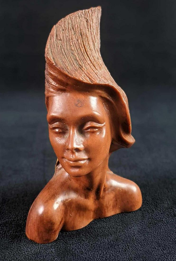 Vintage Hawaiian Island Hula Girl Bust Carved Monkey: Vintage Hand-Carved Monkey-Pod Hawaiian Hula Girl Bust. Has info on the back, "Aloha From Hawaii: Made With Monkey Pod. The Hula. An ancient Hawaiian ritual dance evolved into a romantic and beautiful