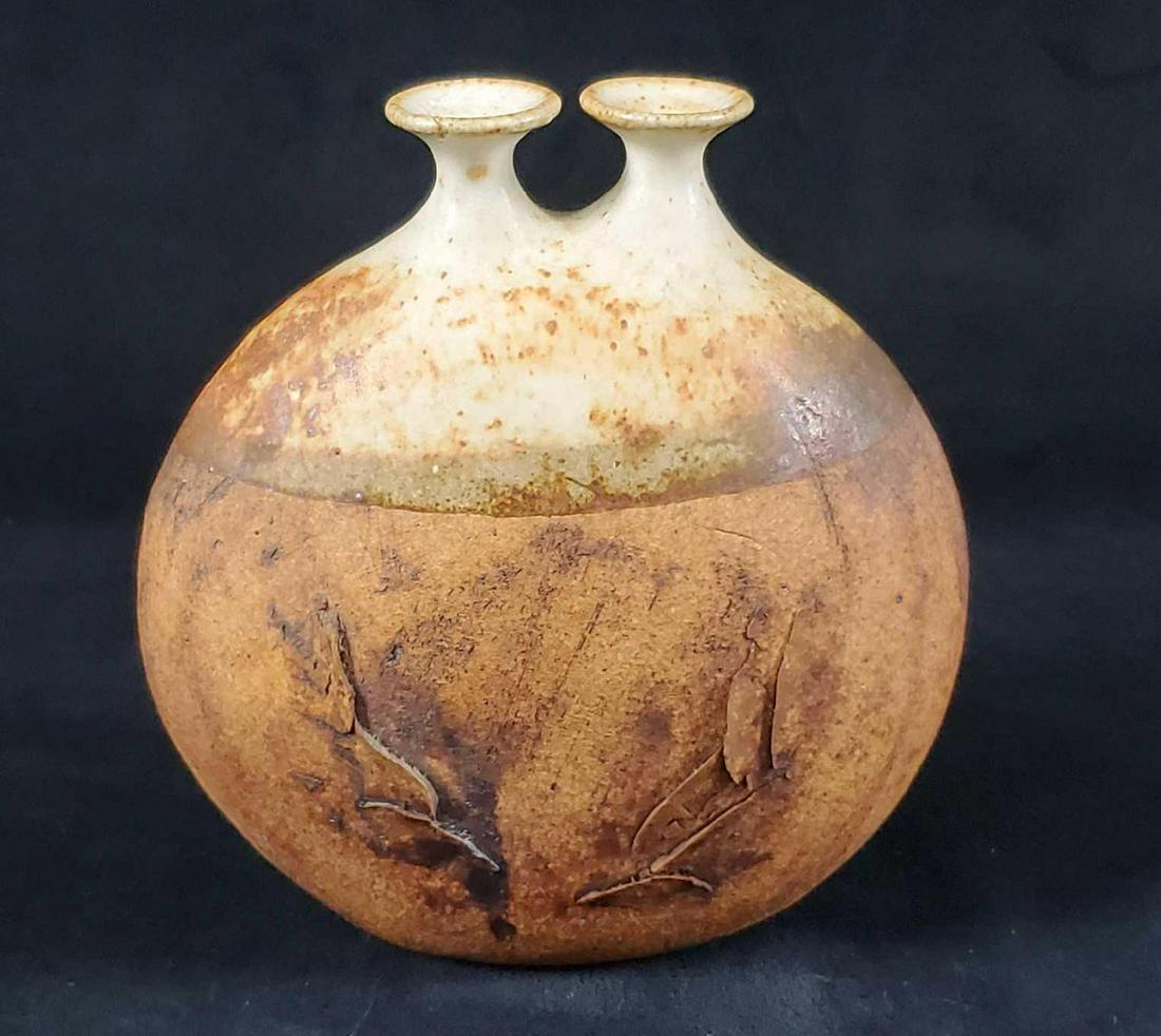 1960s Warren Hullow Stoneware Weed Pot Twig Vase B: 1960s art pottery vessel by Warren Hullow of Hickory Grove Studios. Fairly rare, it is a round stoneware weed pot or twig vase with unglazed lower half and the upper glazed. Signed on the bottom. Vess
