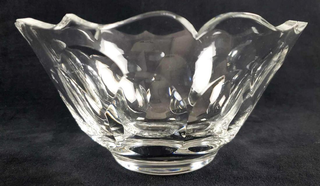 JOSAIR Crystal Cartier Cut Petal Form Bowl: JOSAIR Crystal Cartier Cut Petal Form Bowl. A vintage Cartier cut crystal bowl petal form bowl. The bowl features large olive cuts and a scalloped top edge. It measures approximately 8" in diameter by