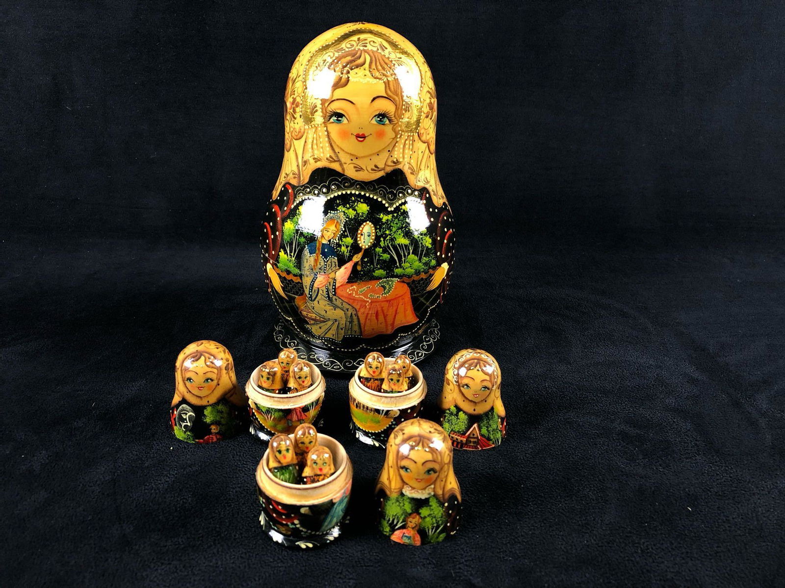 Vintage Hand Painted Unique Russian Matryoshka Nesting: This very detailed set of 7" 13pc unique nesting dolls are in Mint condition with no issues or missing pieces. Signed by the artist underneath. Please see all our pictures they are part of our descrip