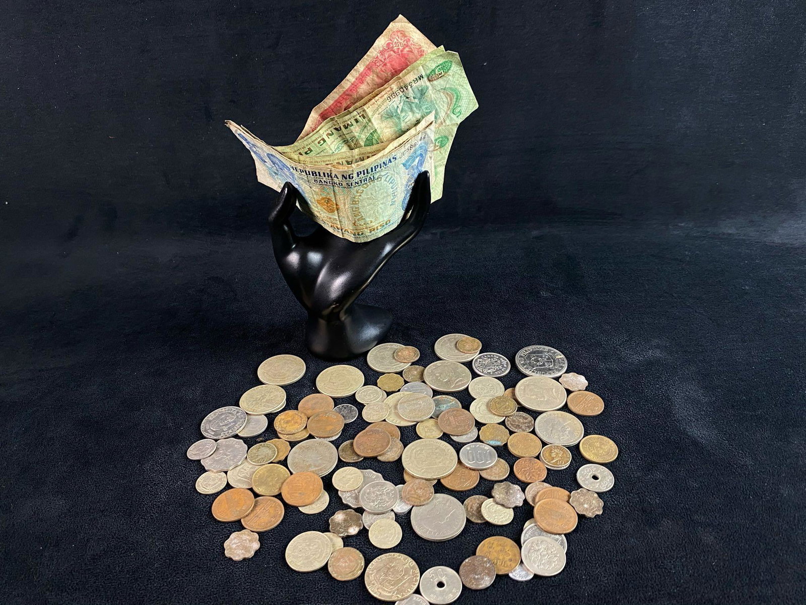 Antique Vintage Mixed Lot Of Foreign Coins & Paper: Antique Vintage Mixed Lot Of Foreign Coins & Paper Currency . This lot includes everything you see in our photos : 99 Mixed date coins 7 Paper notes