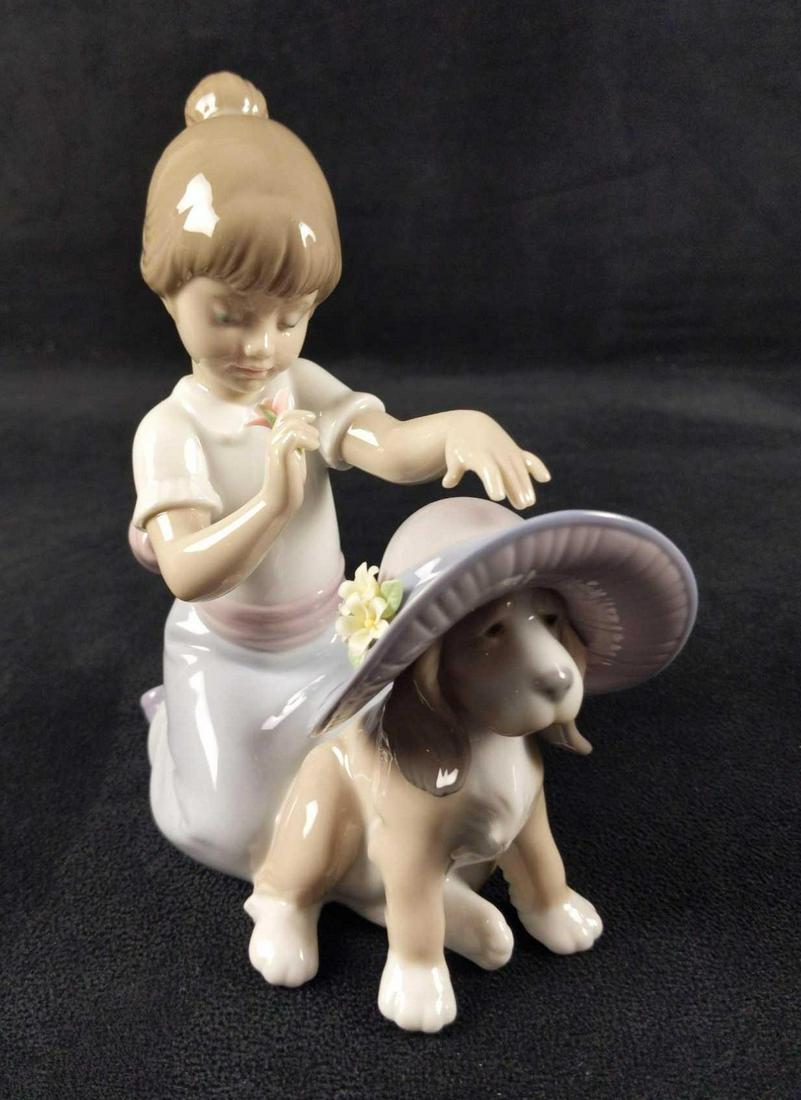 Lladro An Elegant Touch Girl Figurine Girl W Puppy (1 of 8)