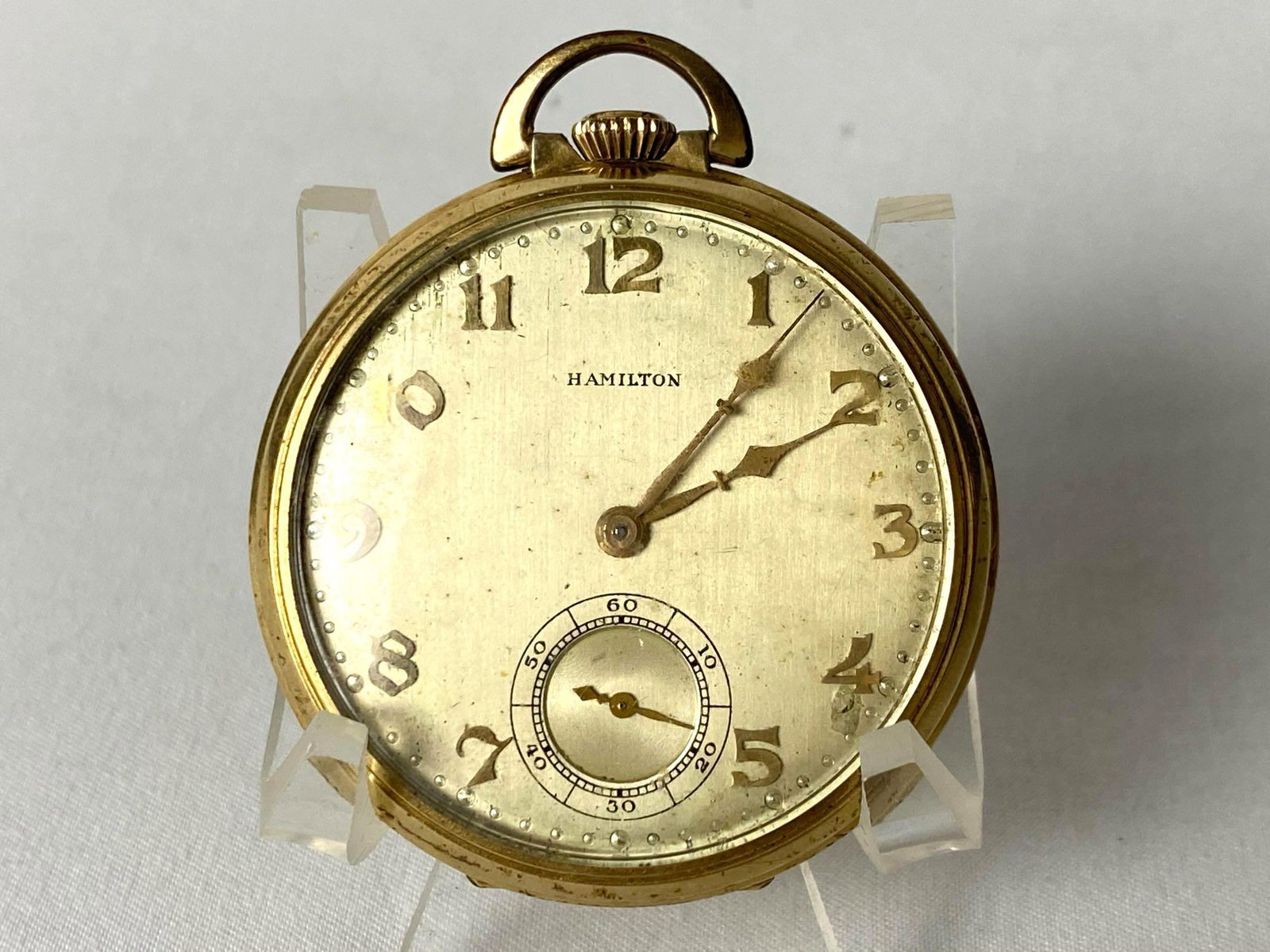 Vintage Working Hamilton GF 17J 10S Open Face Pocket: This Vintage Hamilton Pocket watch in good running condition with a few scuffs to the crystal Grade: 917 Manufacturer:Hamilton Manufacturer Location:Lancaster, Pennsylvania Movement Serial Number:X345