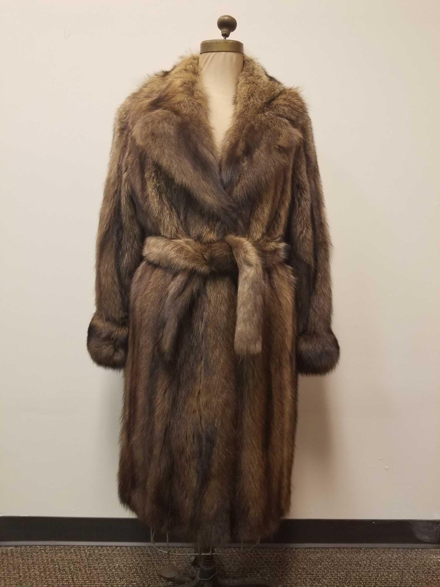 Bergama Fine Furs Natural Fisher Stroller with Sash (1 of 9)