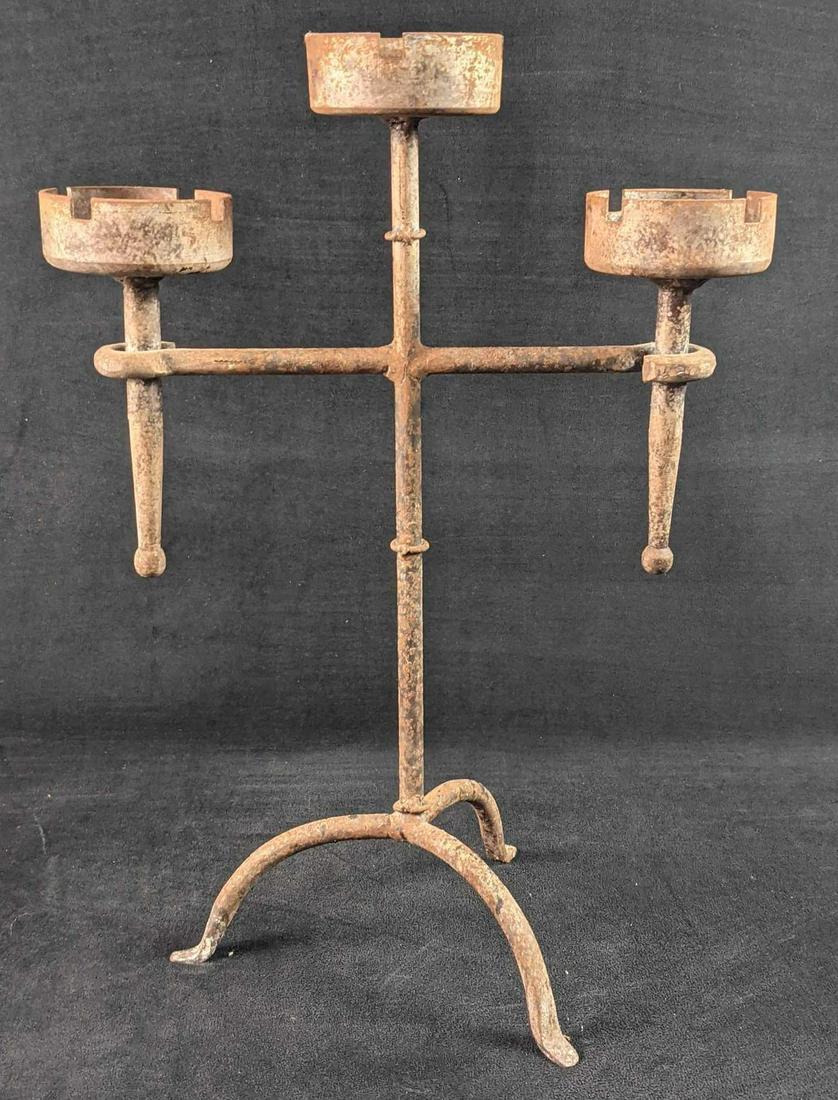 Vintage Medieval Style Wrought Iron 3 Candle Holder (1 of 6)