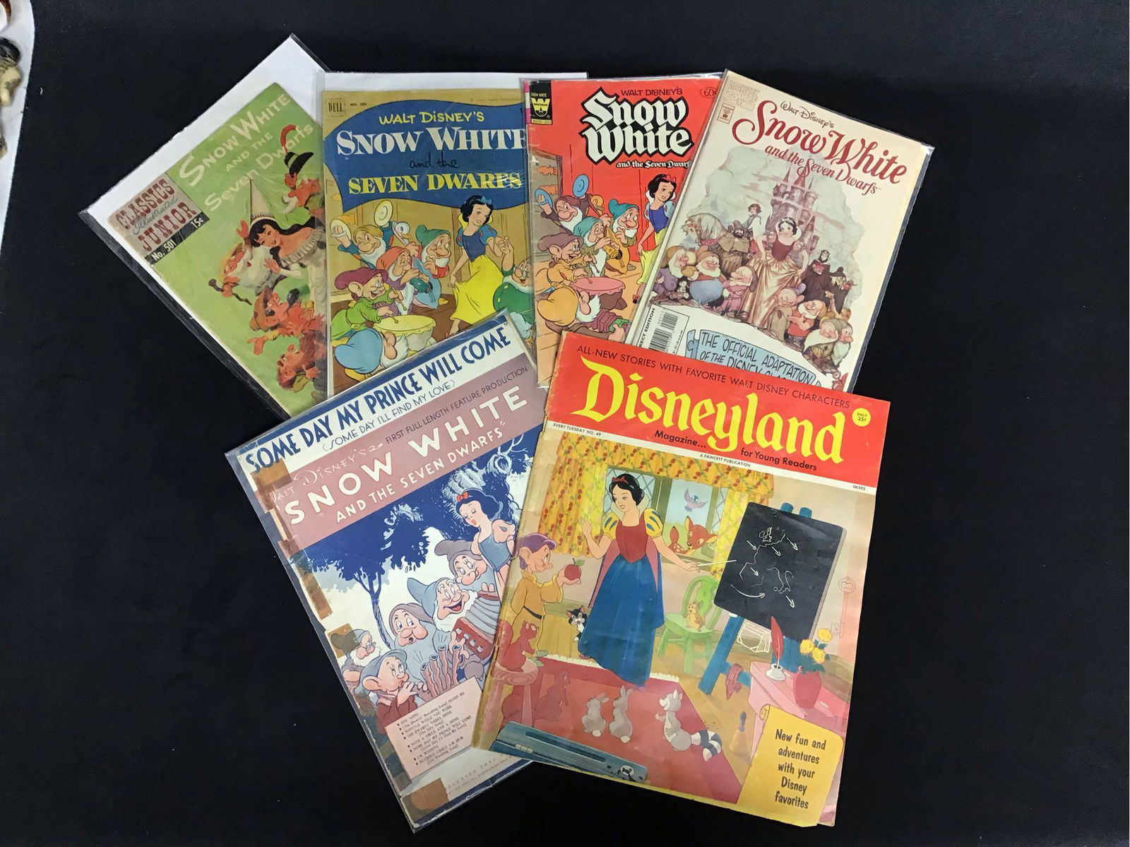 Vintage Snow White Marvel Comic Sheet Music Lot (1 of 9)