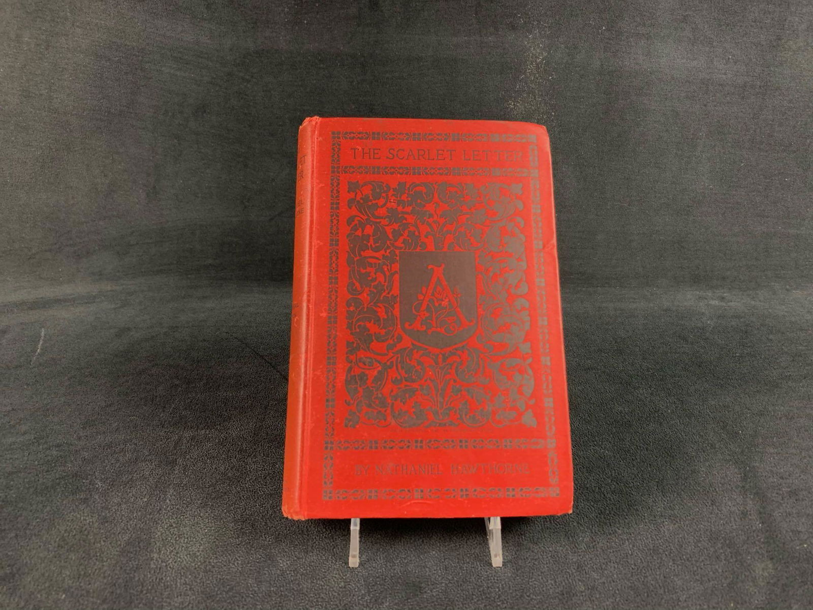 Hardcover "The Scarlet Letter" by Nathaniel Hawthorne (1 of 10)