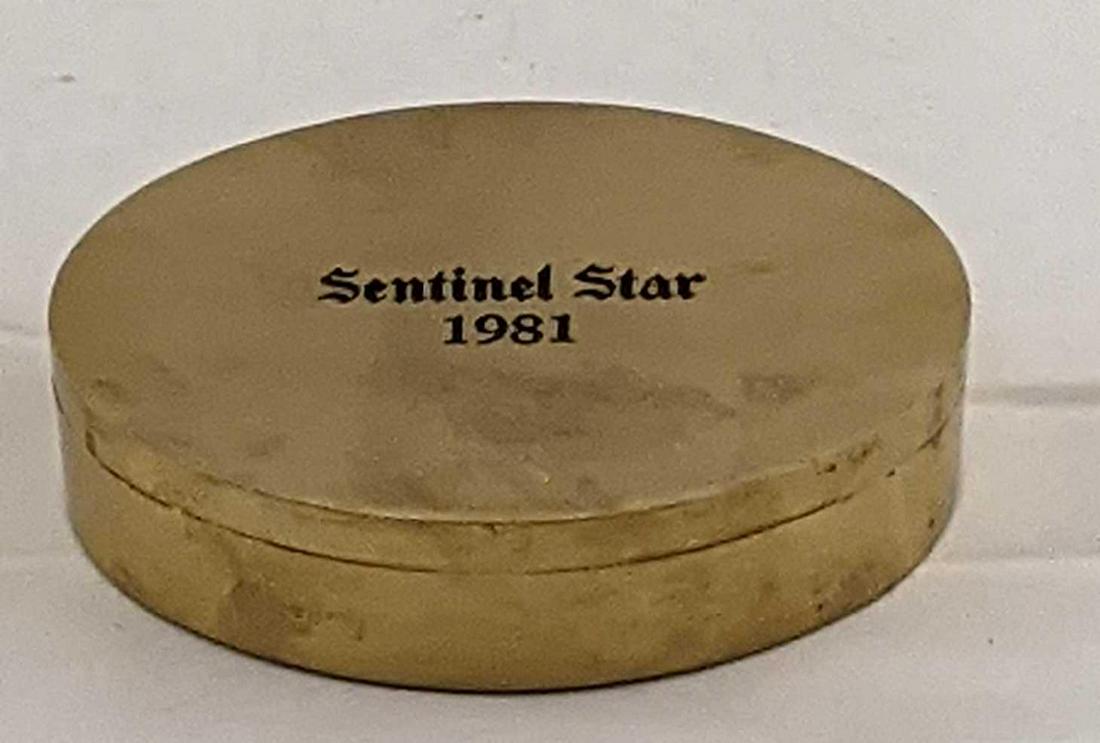 Vintage Brass Sentinel Star Oval Trinket Box: Vintage Brass Sentinel Star Oval Trinket Box. From now what is currently the Orlando Sentinel newspaper. Trinket box is approx 4 3/4" x 3" x 3 1/2". The box is in good, vintage condition with some lig