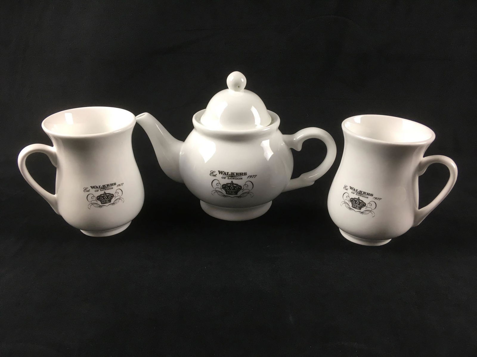 Walkers of London Tea Set Marked (1 of 3)