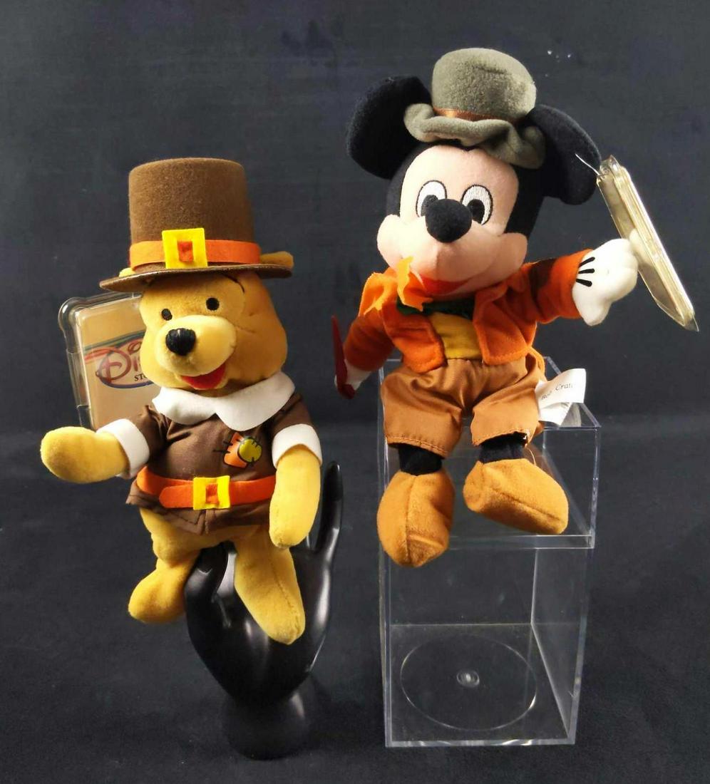 Disney Bean Bag Winnie The Pooh Mickey Mouse Holidays (1 of 6)