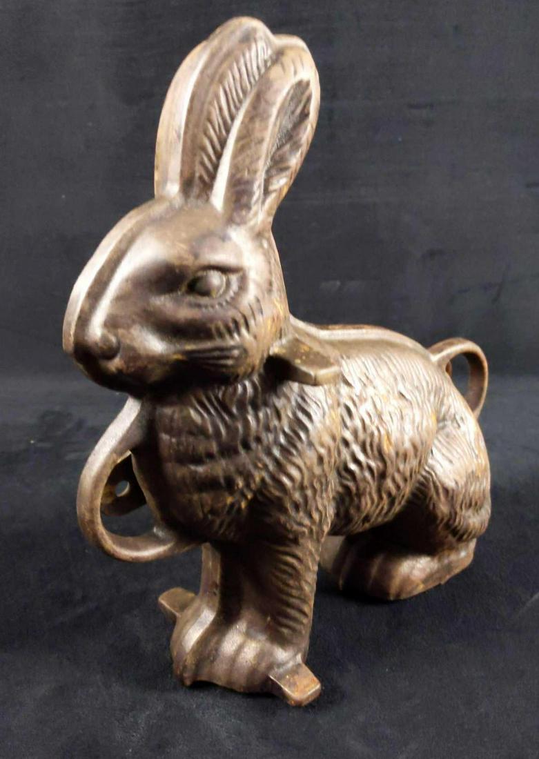 Vintage Griswold Iron Rabbit Cake Chocolate Mold (1 of 7)