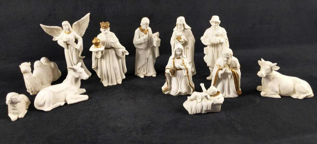 12 Porcelain Bisque Nativity Set W White Gold Trim (1 of 10)
