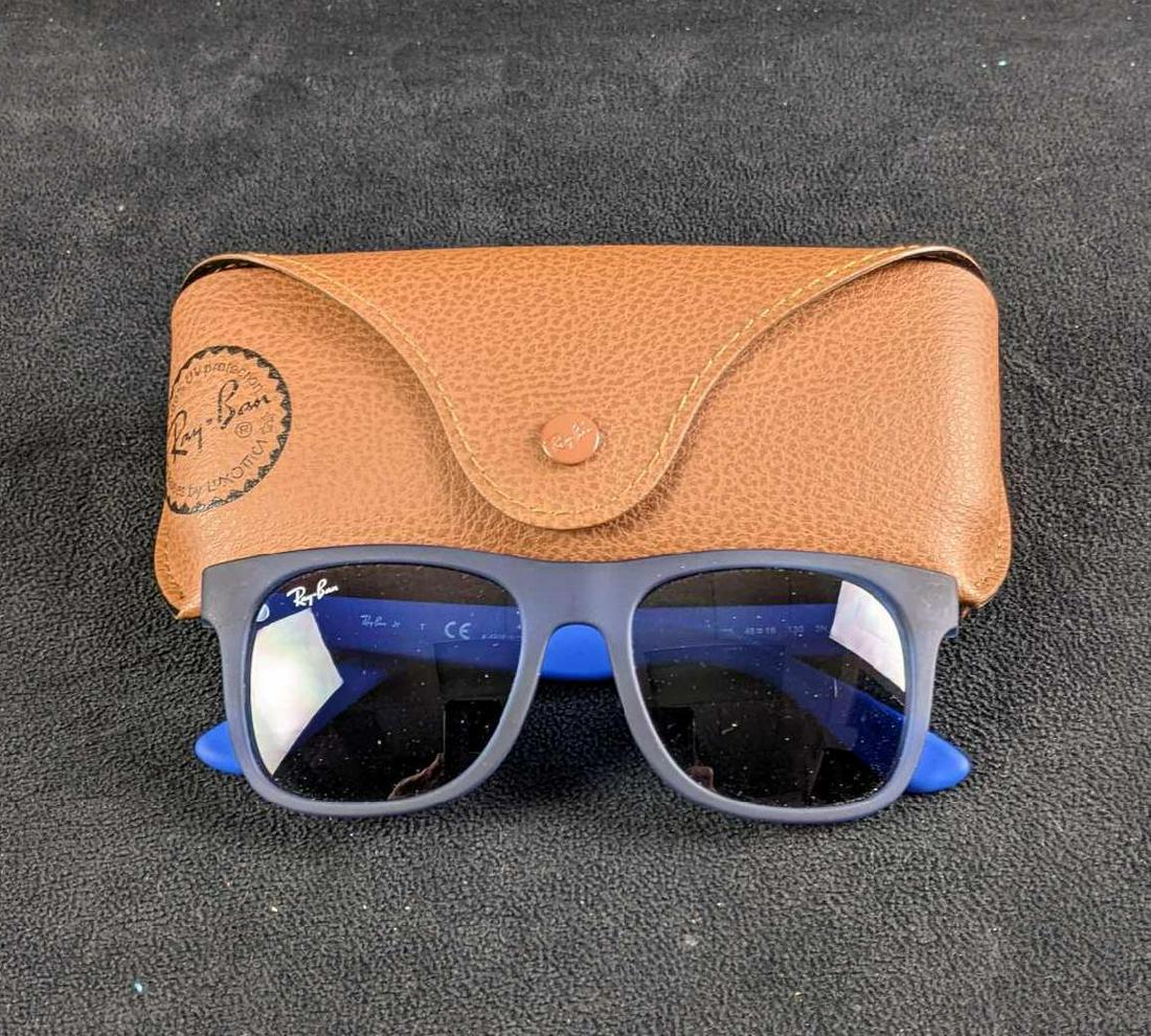 Authentic Ray-Ban Sunglasses with Case (1 of 8)