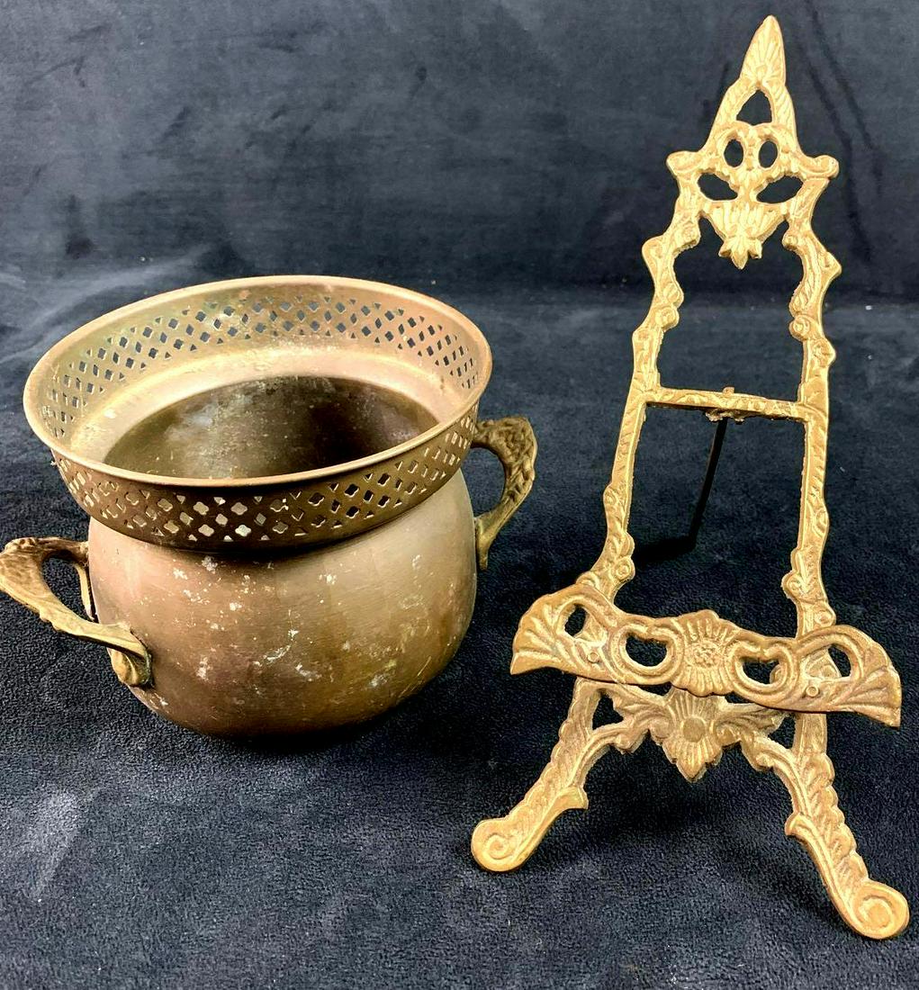 Lot 2 Brass-Like Pieces: Small Handled Decorative Pot, (1 of 5)