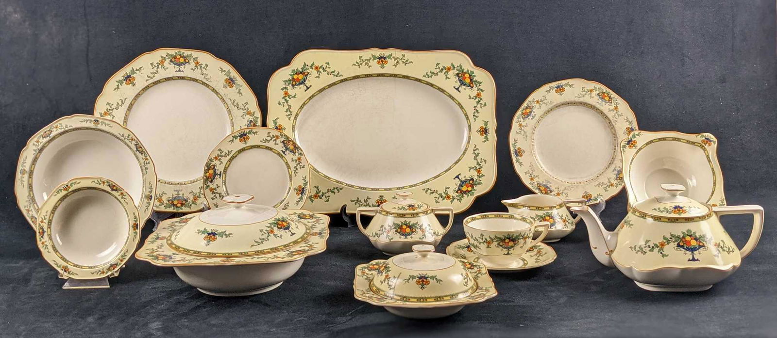 Vintage Retired Crown Ducal Fine Dinnerware Fruit (1 of 8)