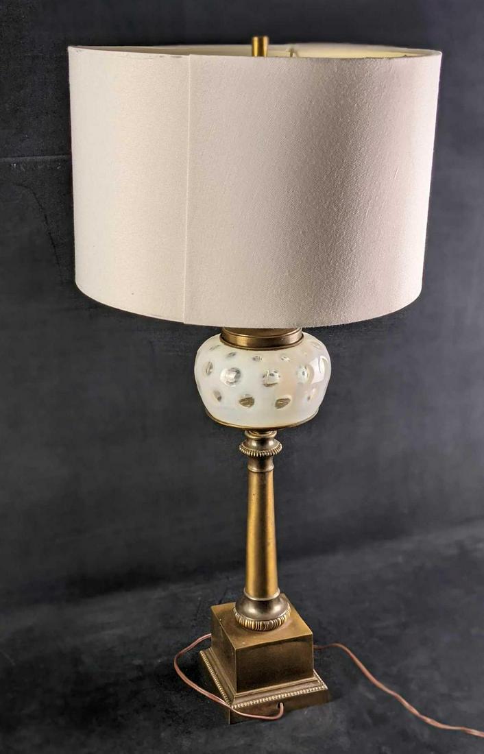 Vintage Fenton Glass Table Lamp (1 of 7)
