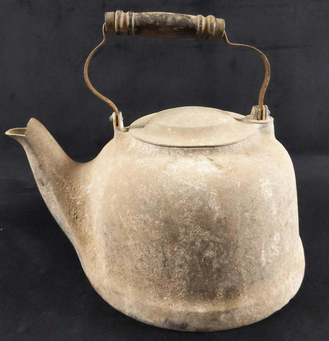 Antique 1911 Wagner Sidney Tea Kettle (1 of 7)