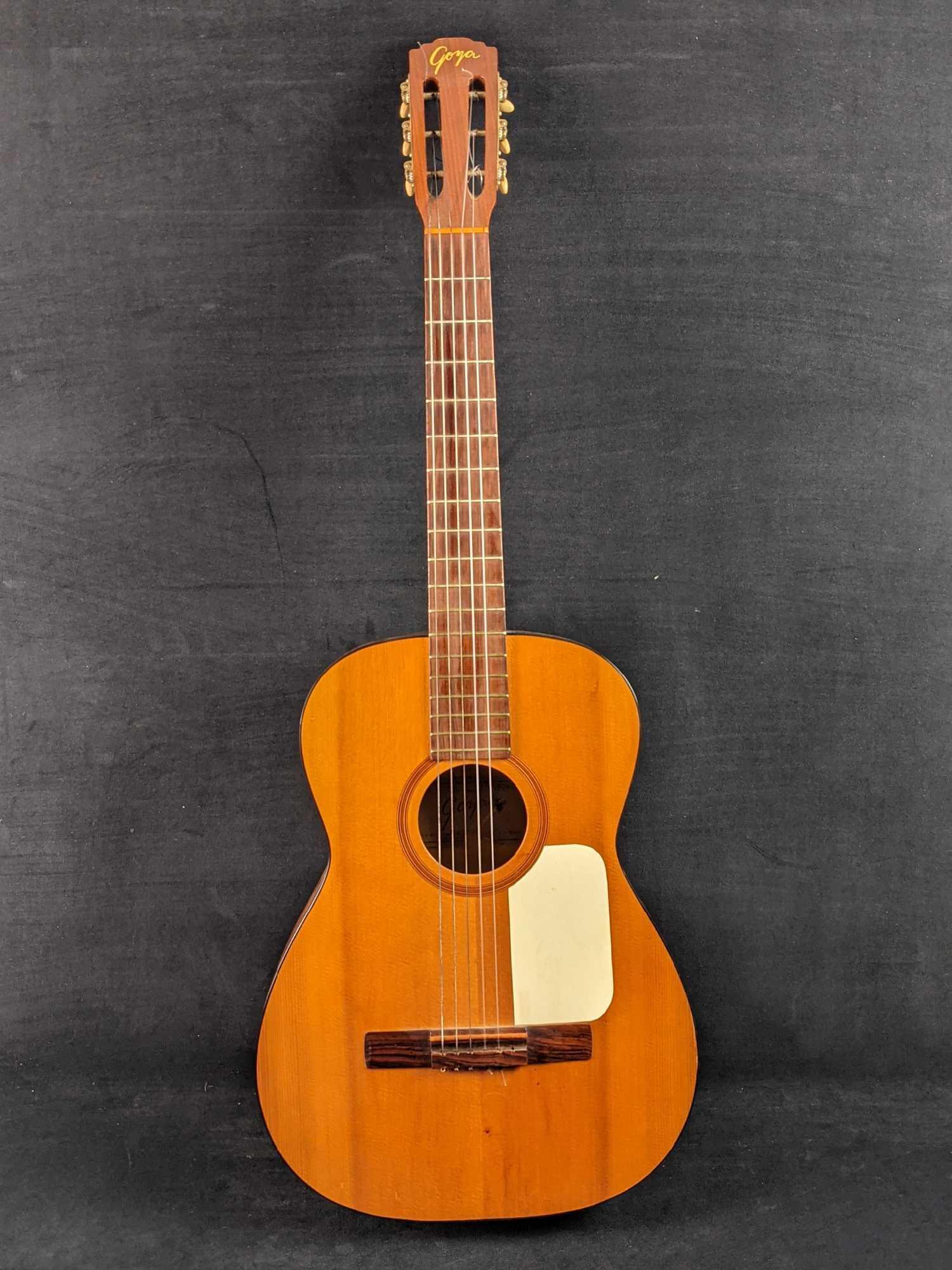 Vintage Goya G 10 Acoustic Guitar W Excelsior Case