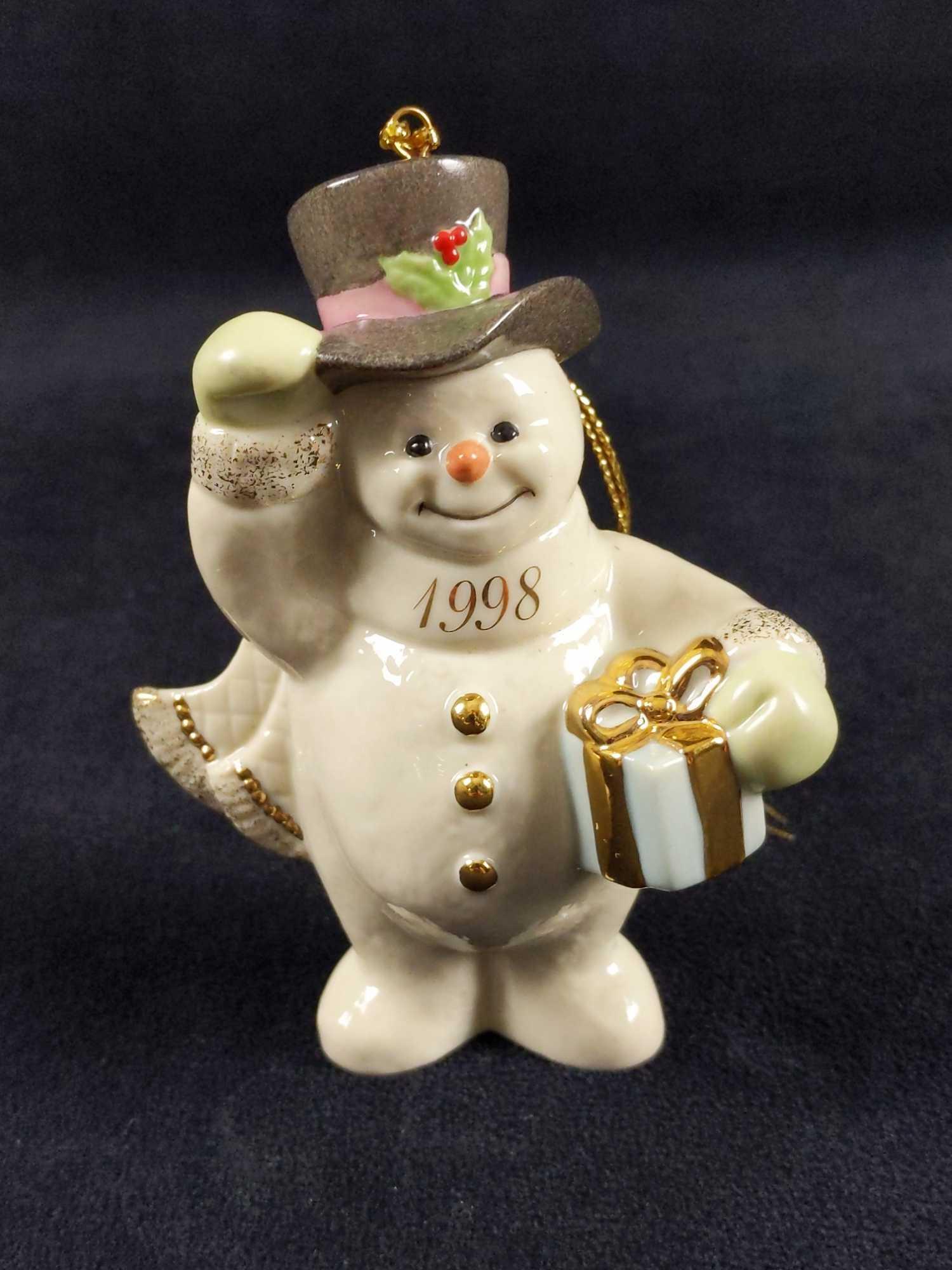 Lenox Fine Porcelain Annual 1998 Snowman Ornament (1 of 6)