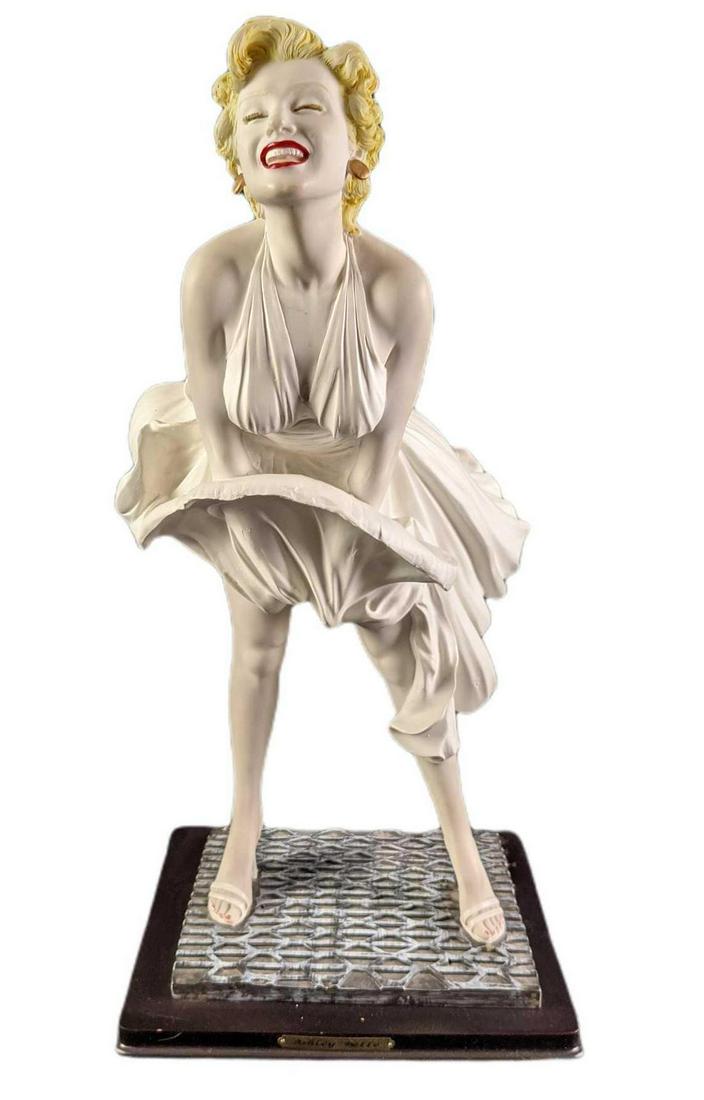 Marilyn Monroe "Seven Year Itch" Ashley Belle Statue Jul 10, 2021