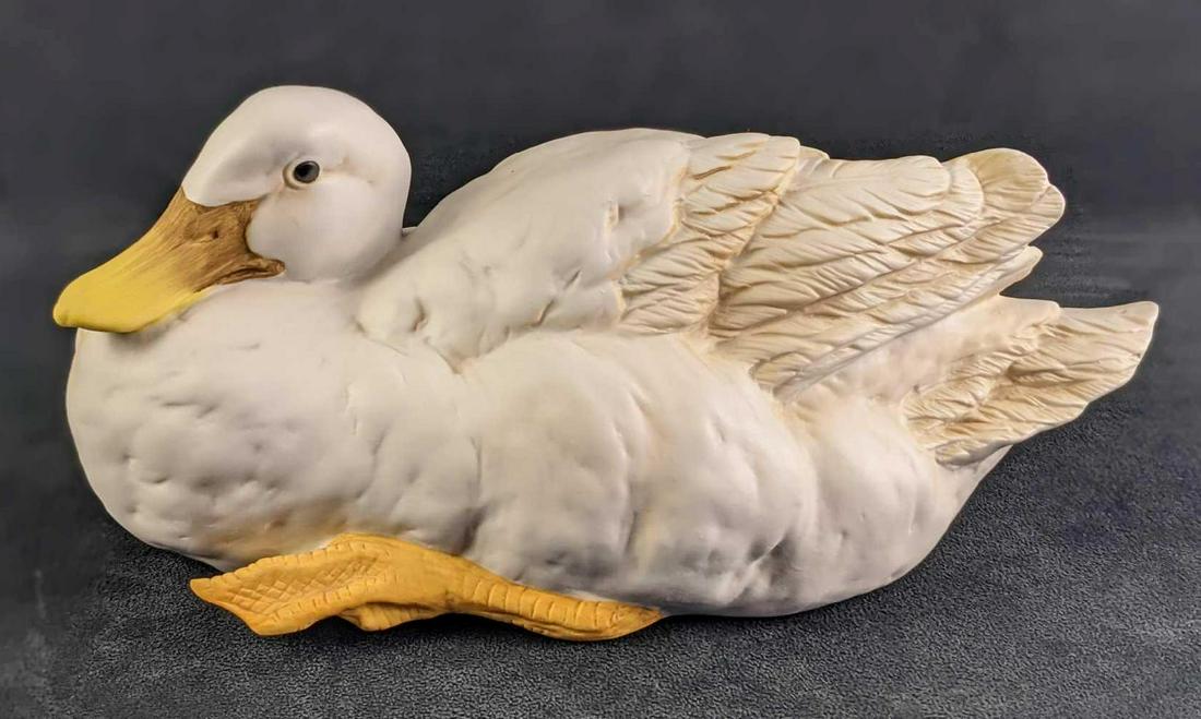 Adorable Full Sized Ceramic Resting Pekin Duck (1 of 6)
