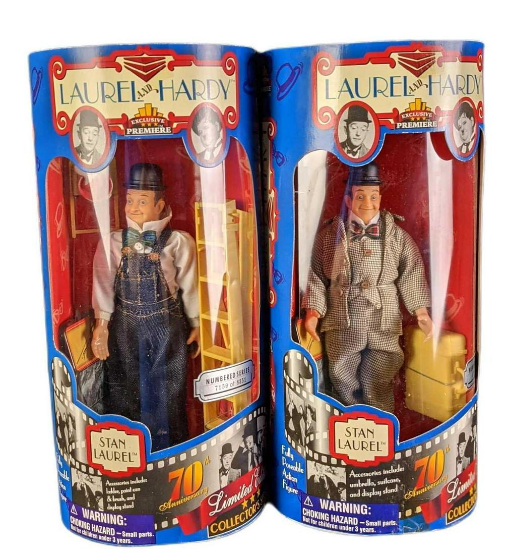 Two LE Target Exlusive Stan Laurel Action Figures (1 of 8)