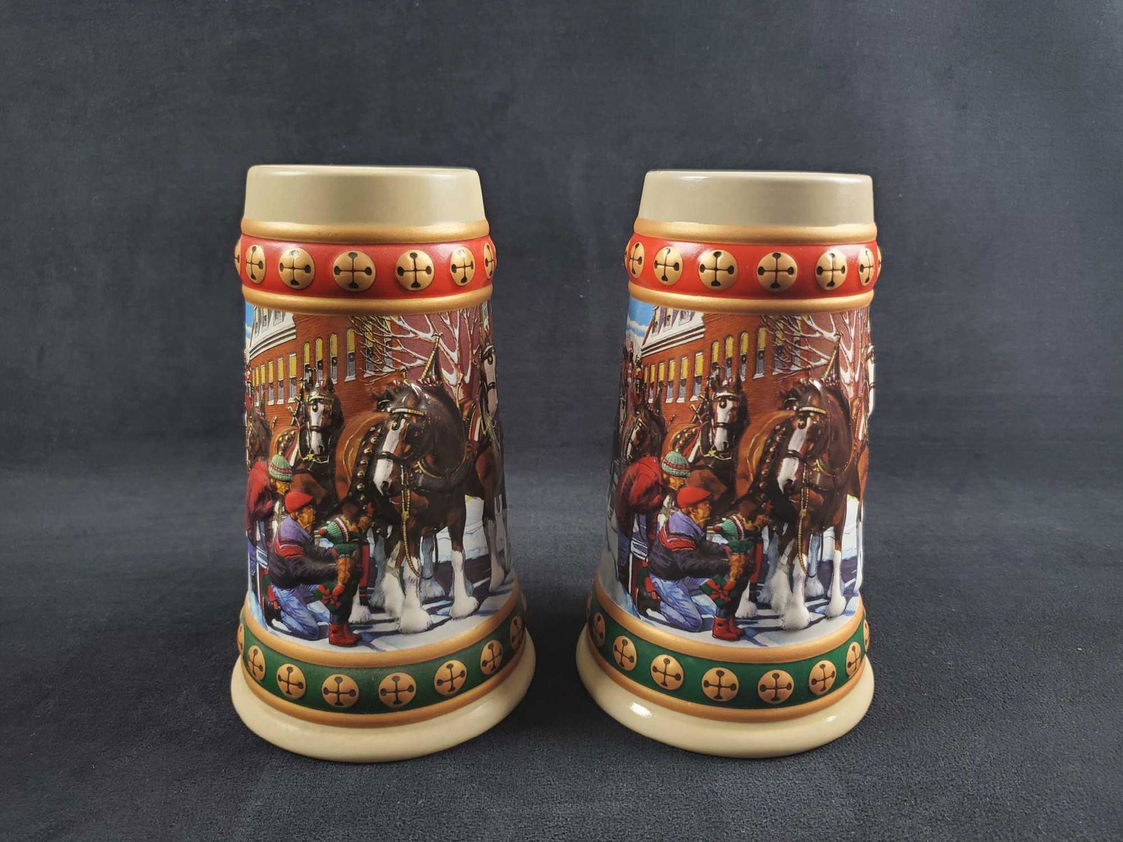 2 Budweiser Holiday Stein 1993 (1 of 9)