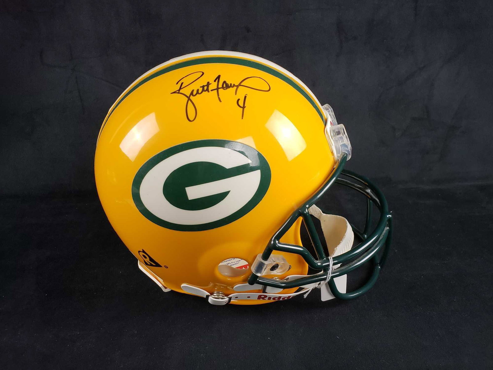 Brett Favre Green Bay Packers Signed Helmet (1 of 7)
