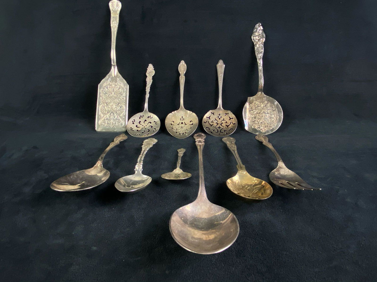 Vintage Mixed Lot Of Silver Plated Utensils (1 of 8)