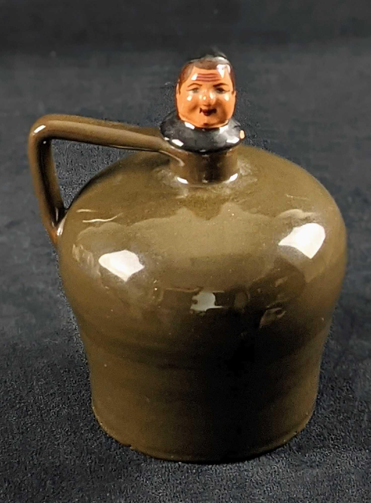 Vintage How Dry I Am Friar Decanter W Friar Music Box (1 of 8)