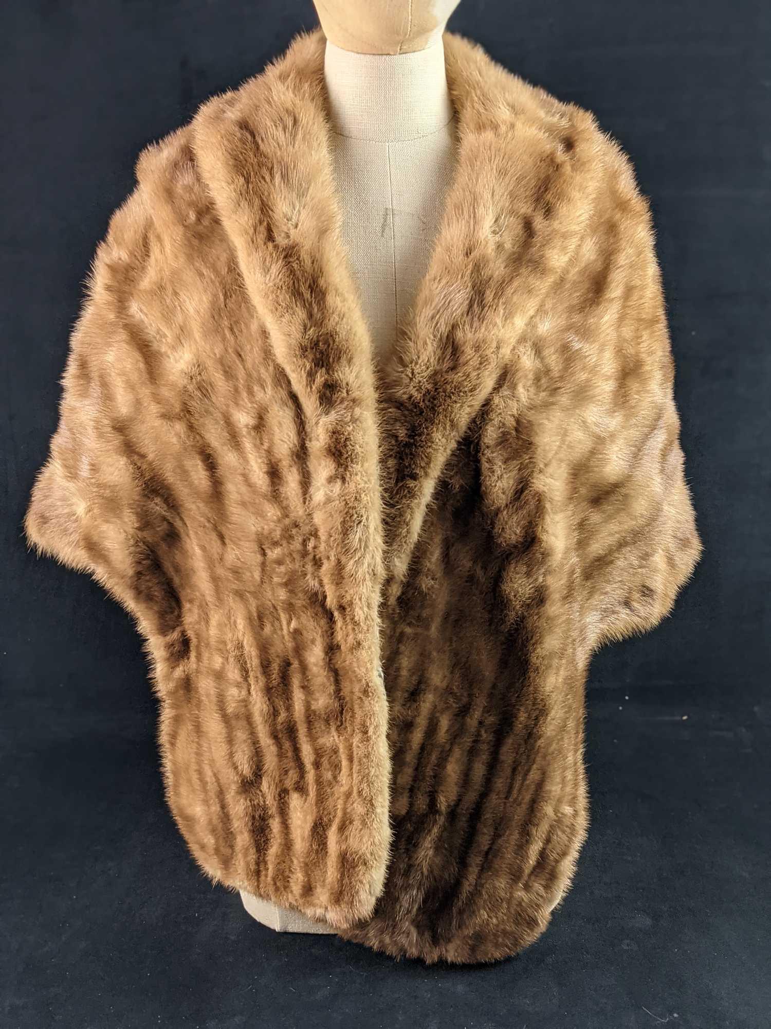 Autumn Haze Brown Mutation Mink Fur Wrap Y4 (1 of 7)