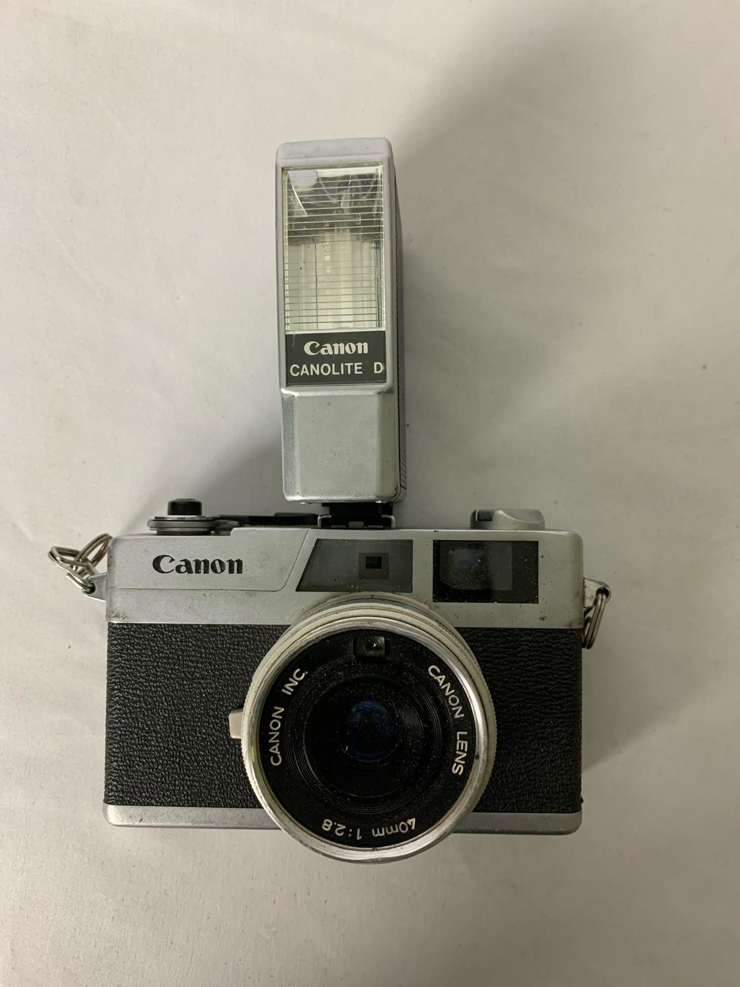 Vintage Canon Canonet 28 Analog Camera w/ Canon Lens (1 of 7)
