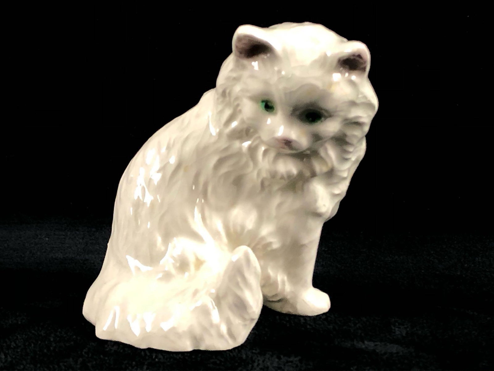 Vintage West Germany CK 13 Hummel White Cat (1 of 4)