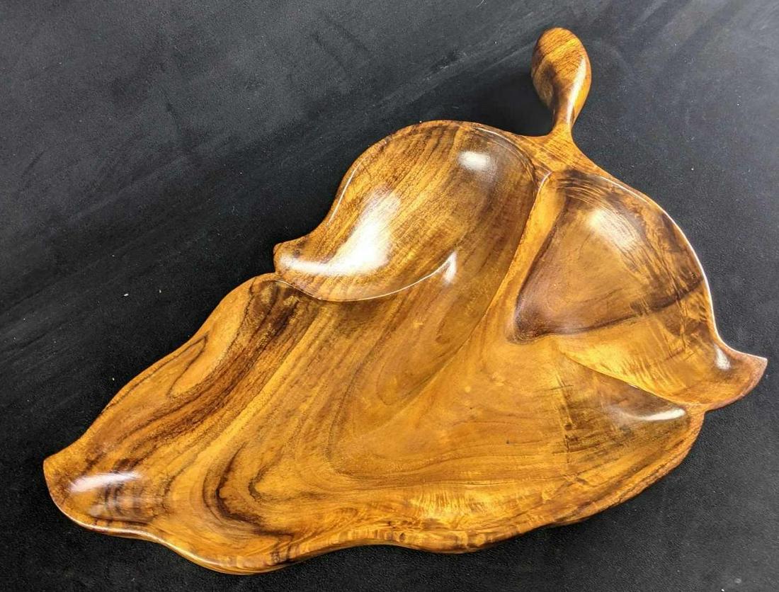 Monkey-Pod Wood Leaf Tray (1 of 5)