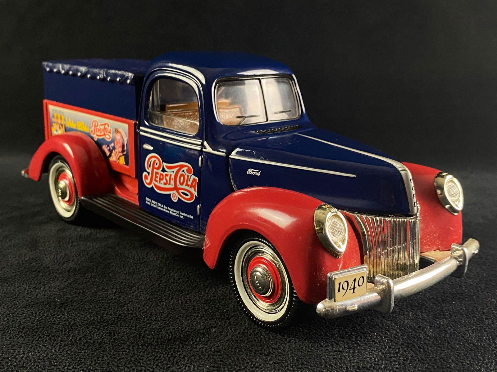 Golden Wheels Pepsi Cola 1940 Ford Box Truck Bank 9" (1 of 14)