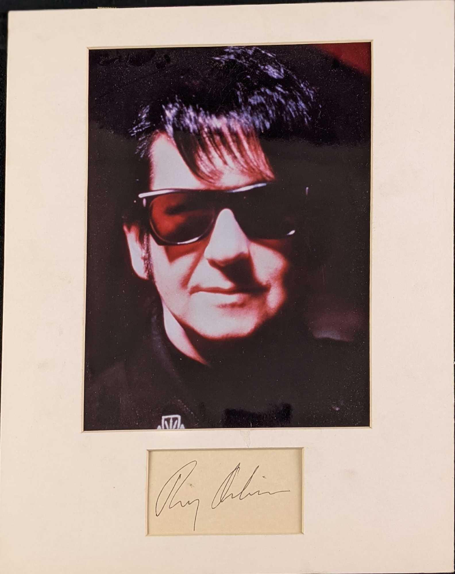 Autographed Roy Orbison Card With Photo (1 of 3)