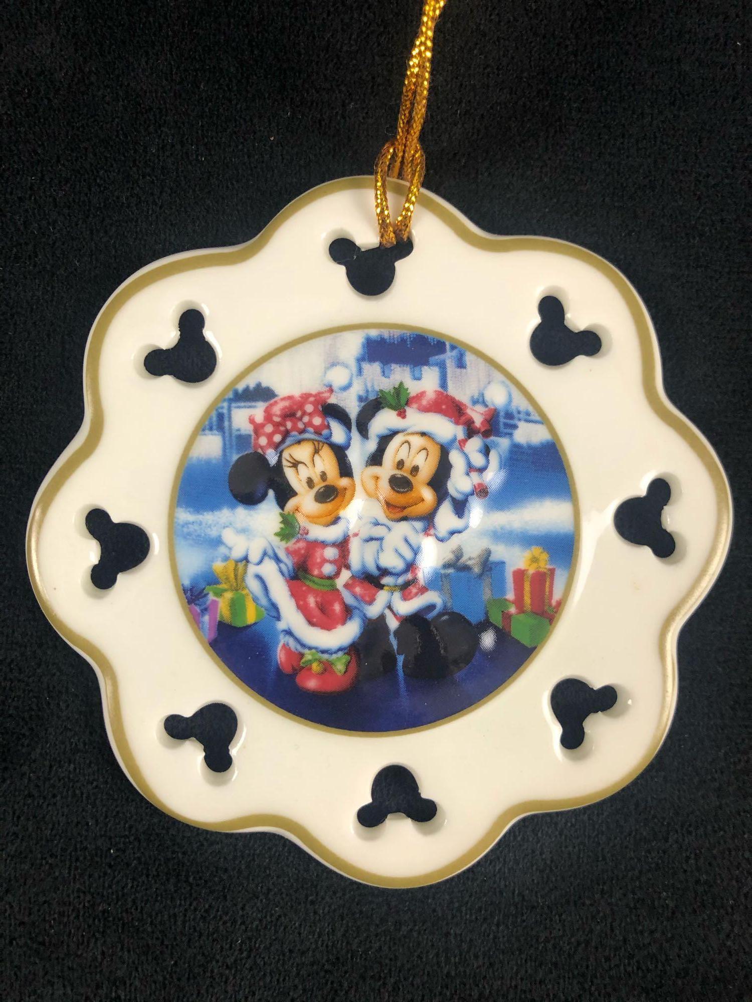A Lot Of 4 Walt Disney World Mickey Mouse Minnie (1 of 8)