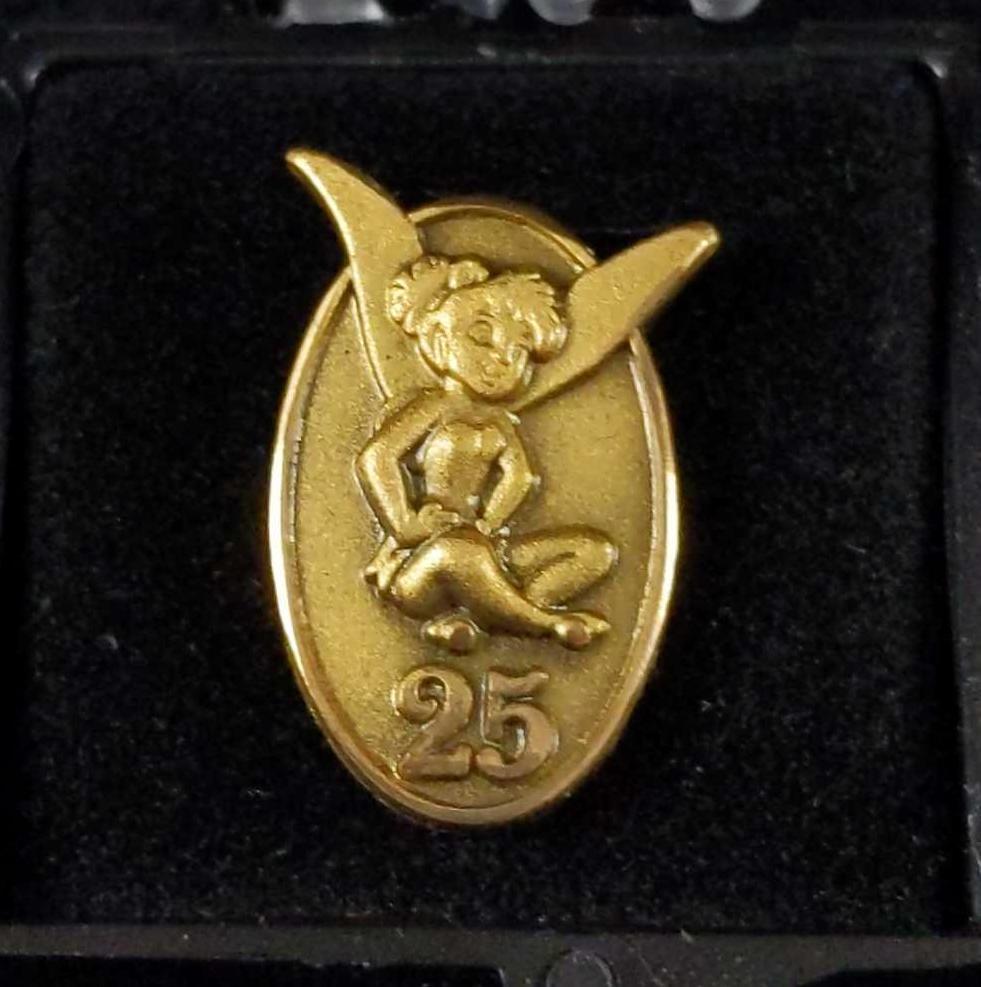 Disney Cast Exclusive 25 Year Pin Tinkerbelle H (1 of 2)