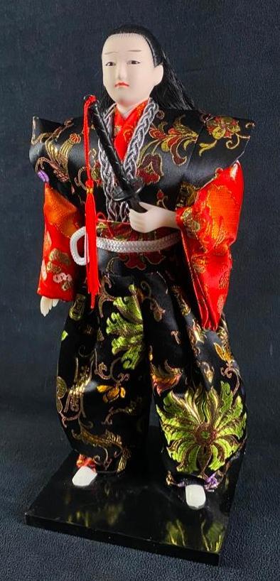 Japan Samurai Doll (1 of 5)