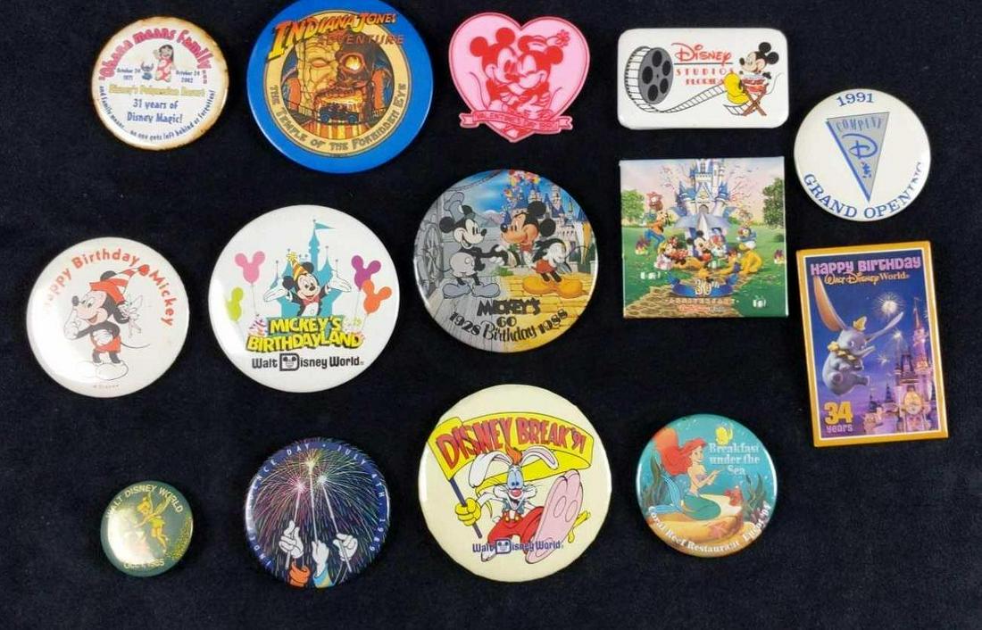 14 Vintage Disneyworld Disneyland Pinback Buttons (1 of 6)