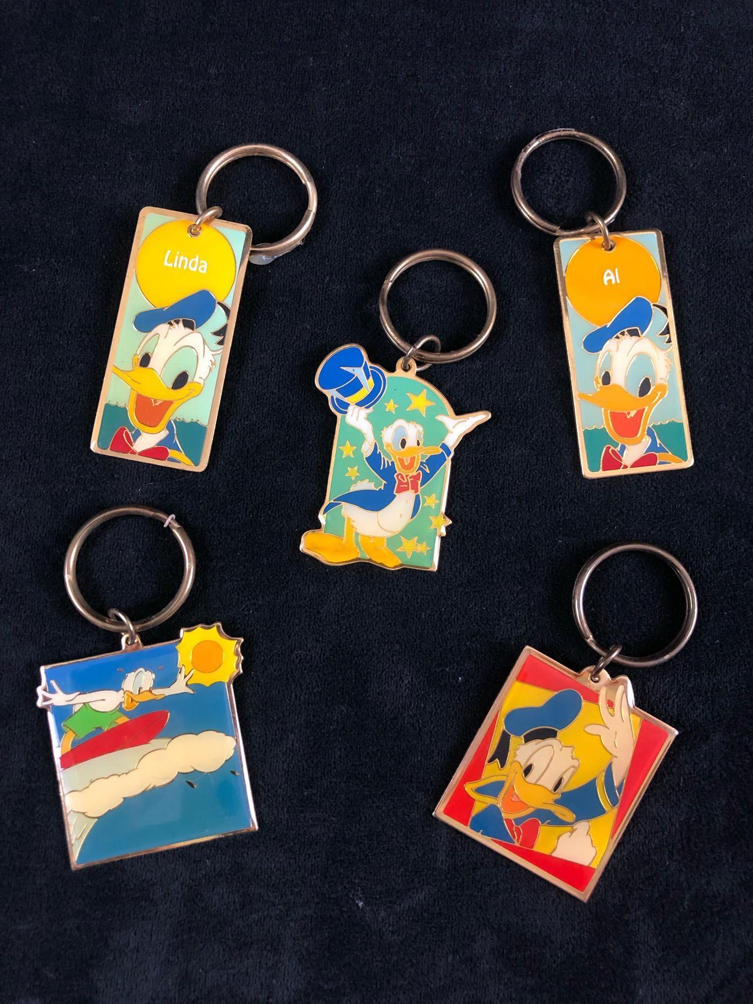 Lot of 5 Rare Vintage Donald Duck Disney Keychain Gold (1 of 5)