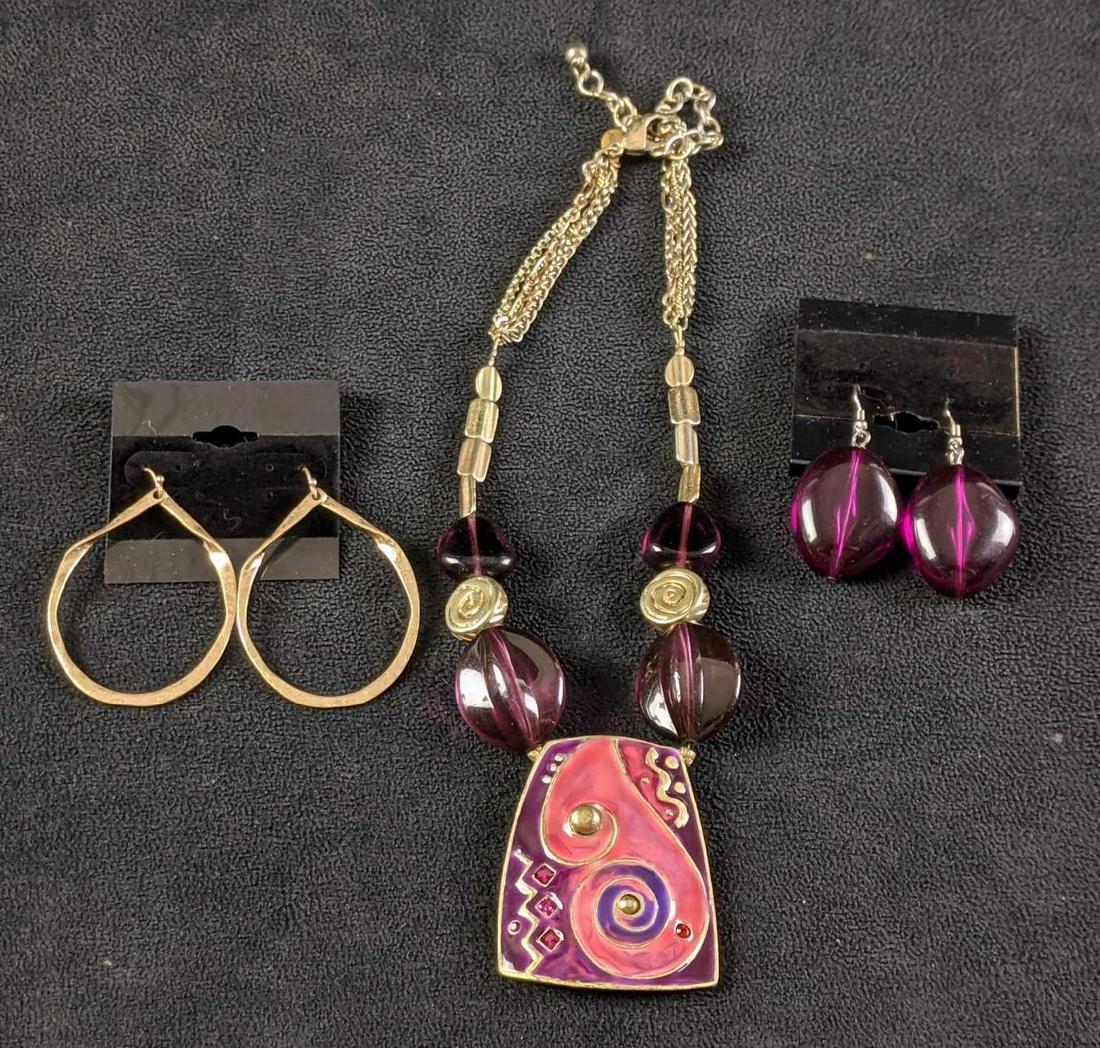 Chico's Necklace with Two Sets of Earrings (1 of 6)