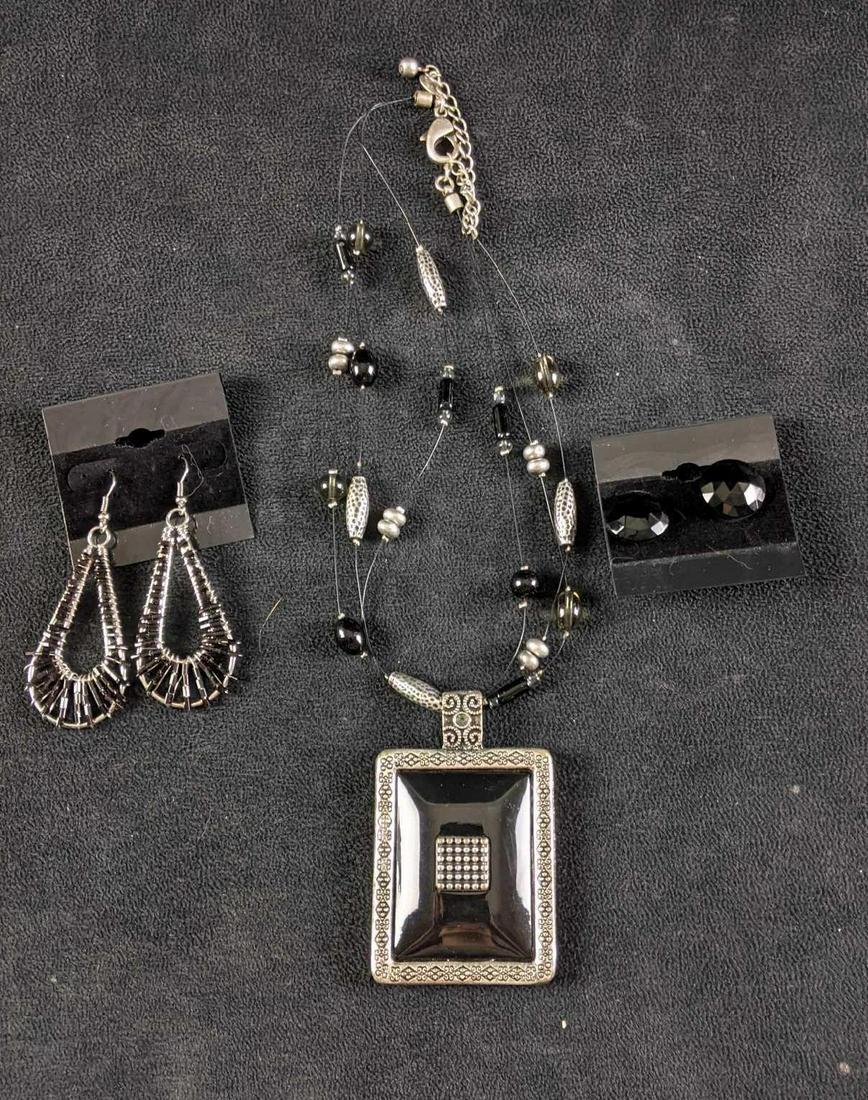 Chico's Silver and Black Necklace with Earrings (1 of 7)