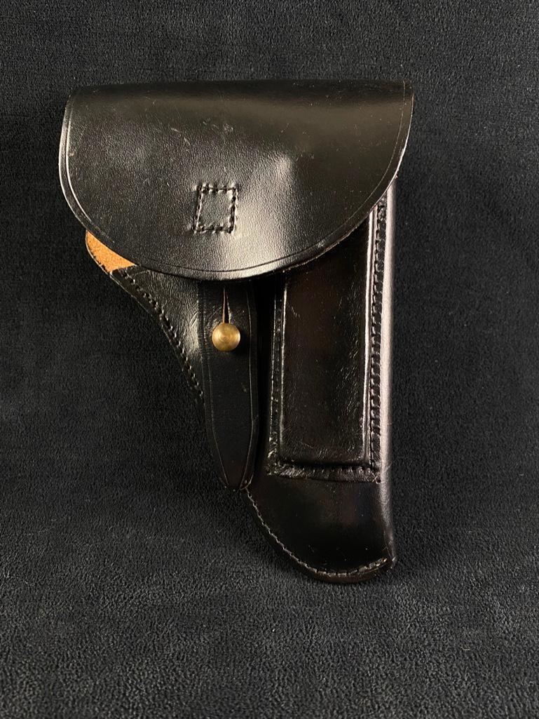 Reproduction WWII German Walther PPK Holster (1 of 3)