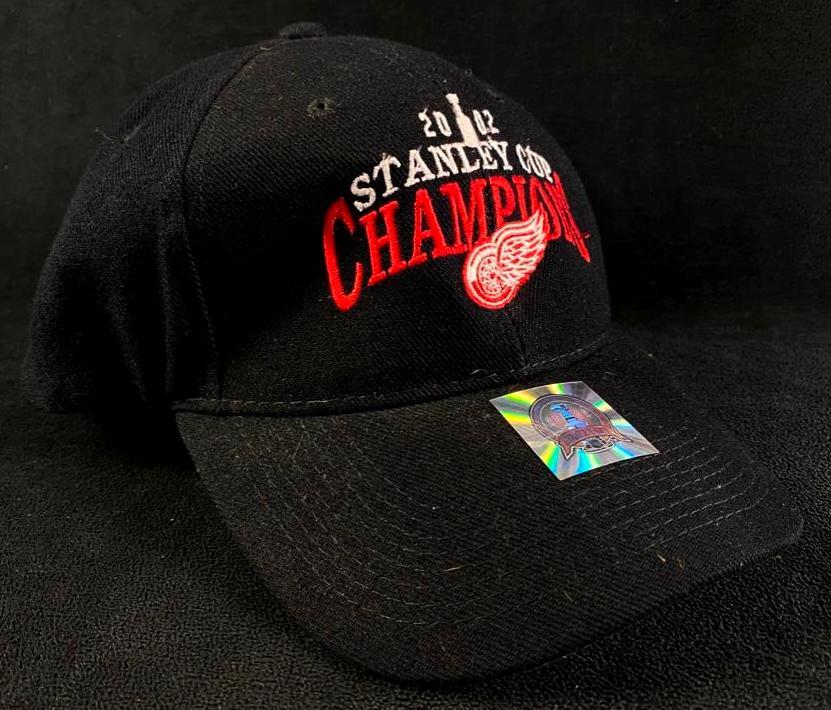 Detroit Red Wings 2002 Stanley Cup Champions Hat (1 of 8)