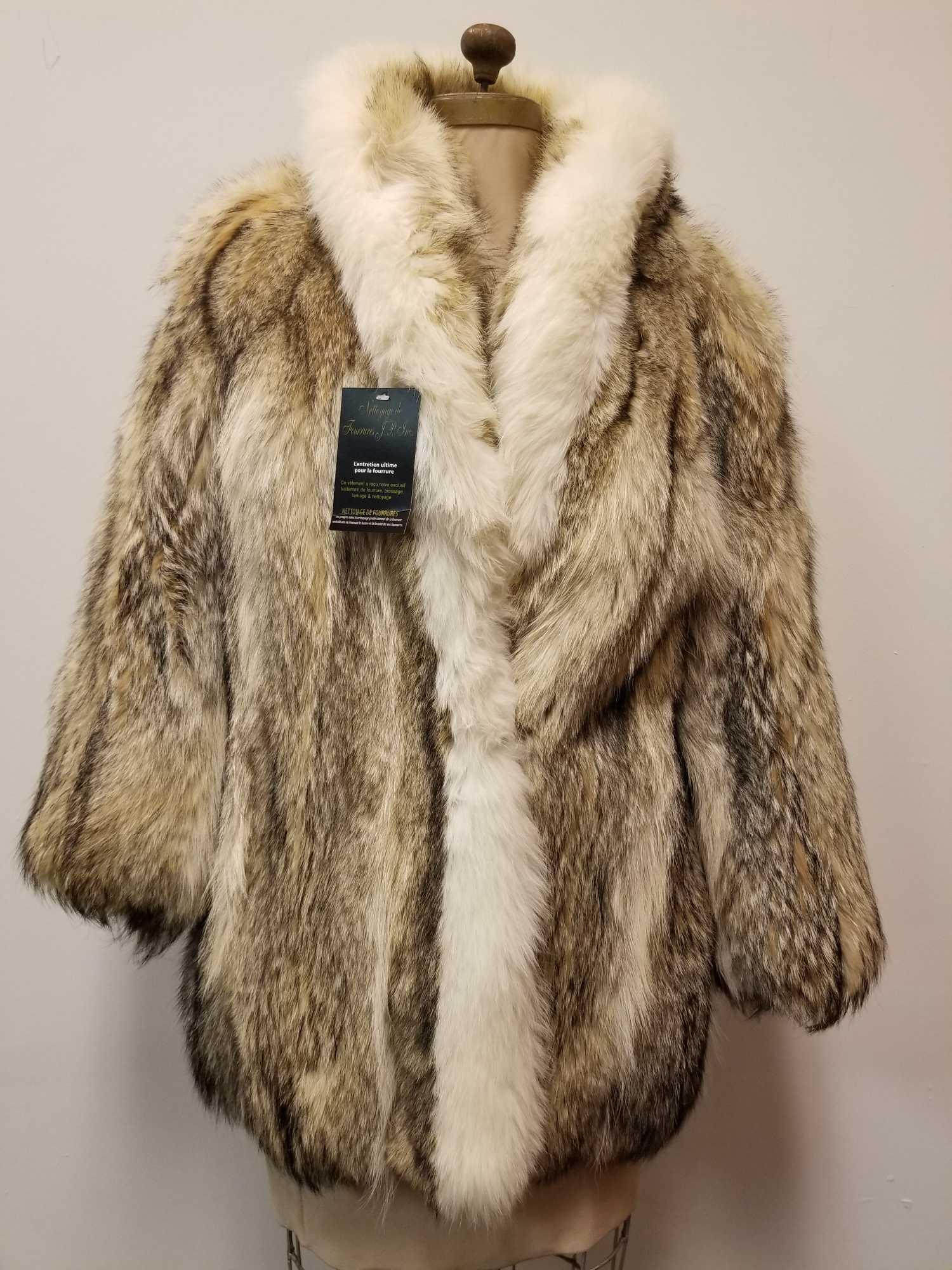 Modern Coyote Fur Coat (1 of 6)