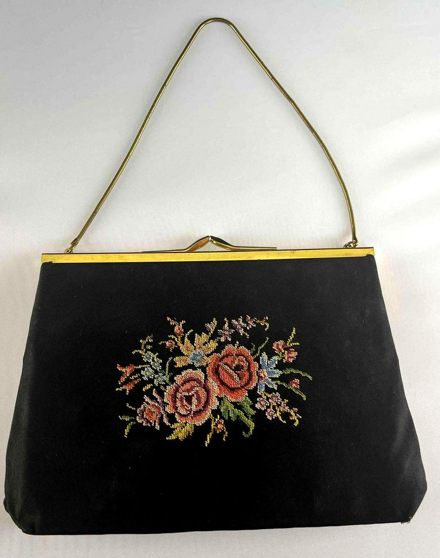 Vintage Embroidered Purse (1 of 5)