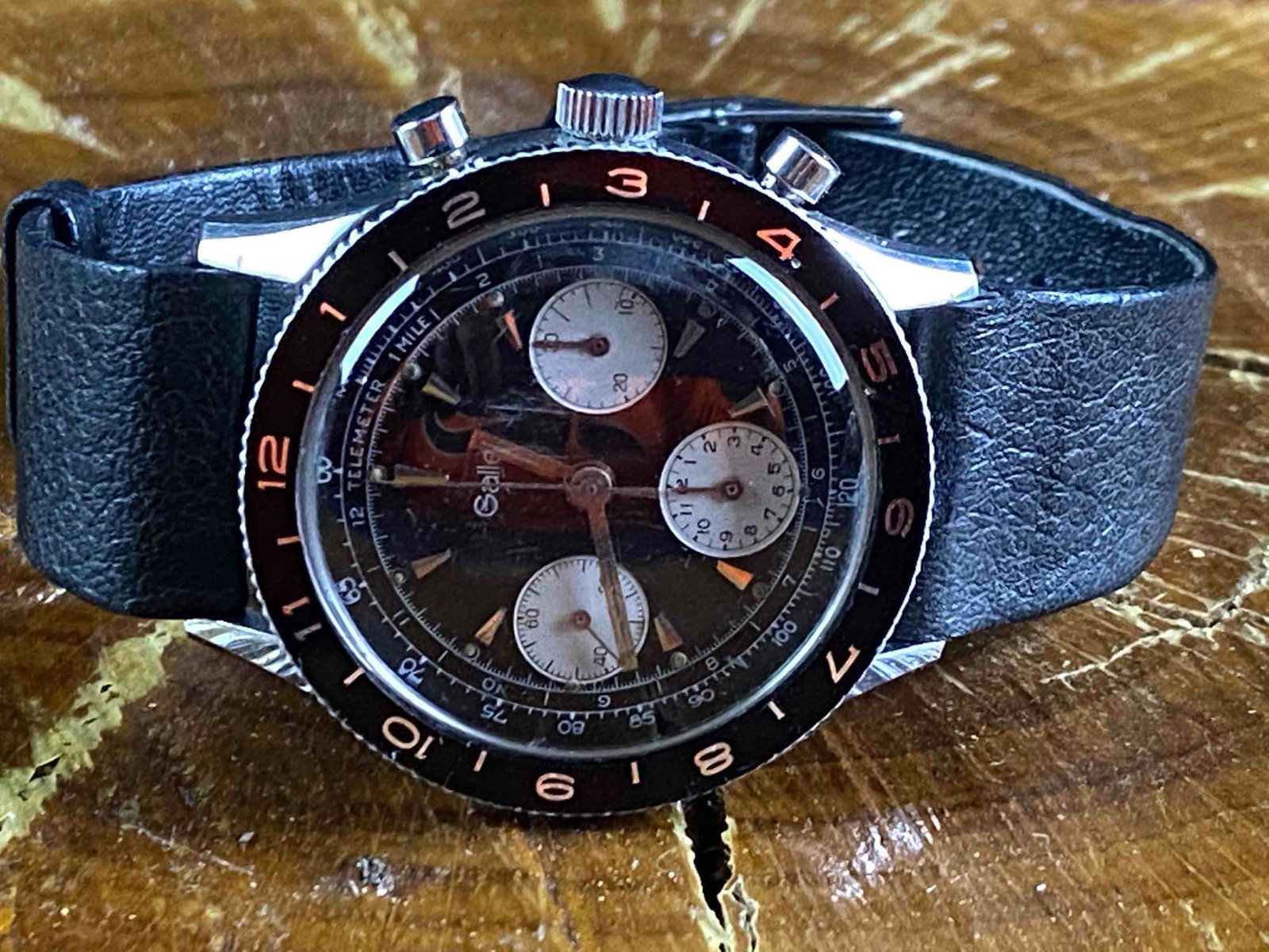 Working Vintage Gallet Co Revers Panda MultiChron Pilot (1 of 16)