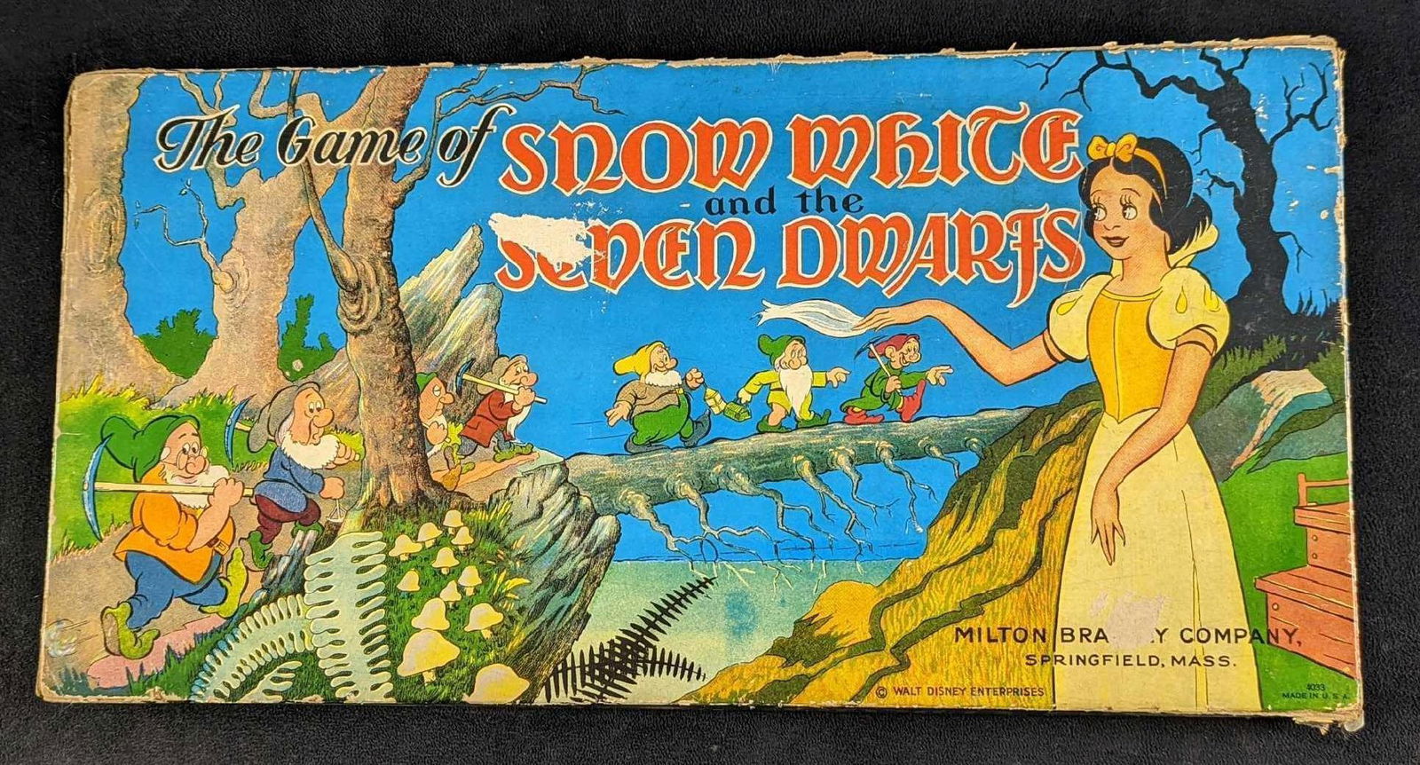 Vintage Disney Snow White & 7 Dwarfs Board Game (1 of 9)