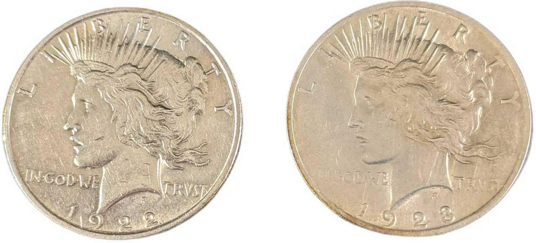 Two Vintage US Peace Silver Dollars (1 of 6)
